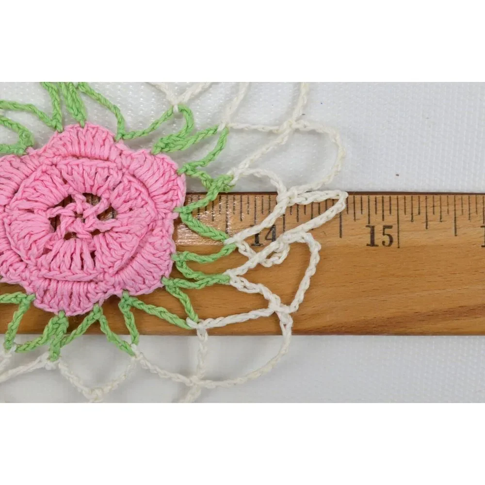 Vintage Round White‎ & Pink Flower Handmade Crochet Doily 14.5